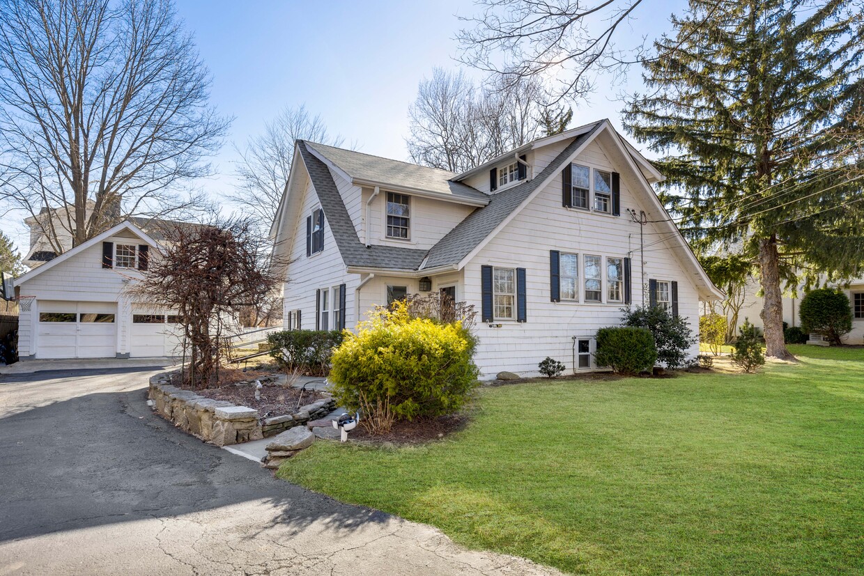 Photo - 7 Pine Ln (Rye, NY)