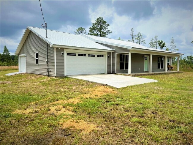 Photo - 1998 Raleigh Rd