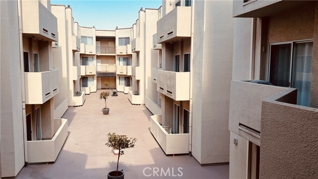 19350 Sherman Way Unidad 231