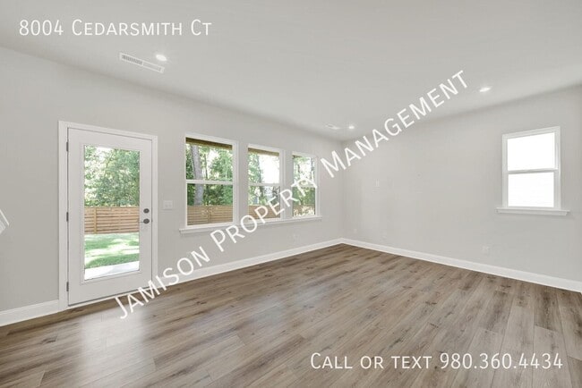 8004 Cedarsmith Ct