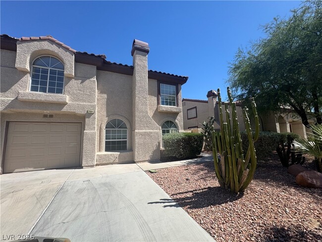 Building Photo - 2604 Autumn Blaze Ave