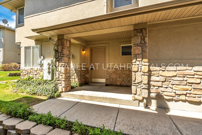 Photo - 6623 Blue Iris Dr