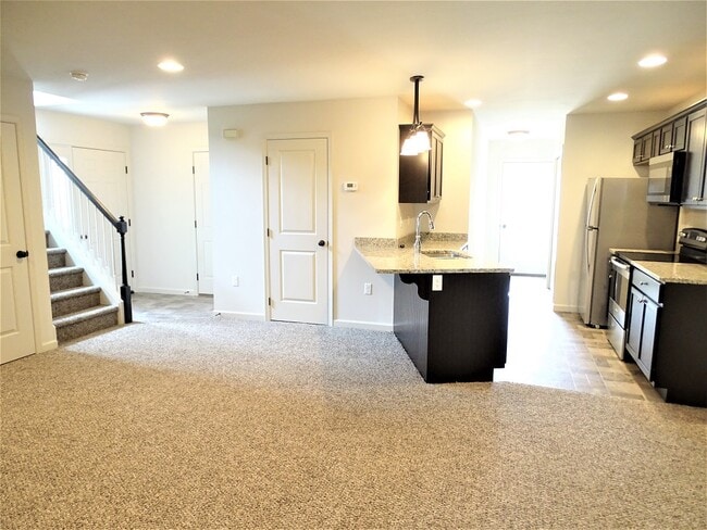 12 Arrow Head Dr