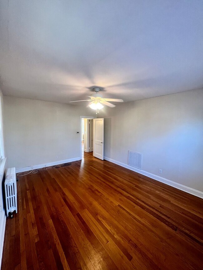 Photo - 4505 W Grace St Unit Apt. A