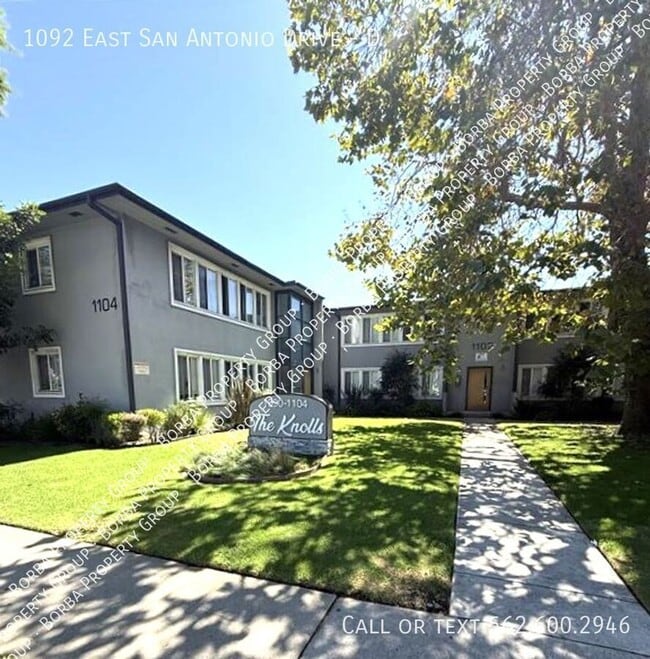 Building Photo - 1092 E San Antonio Dr Unit D Rental