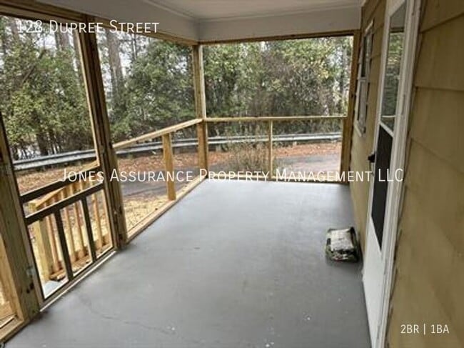 Photo - 128 Dupree St