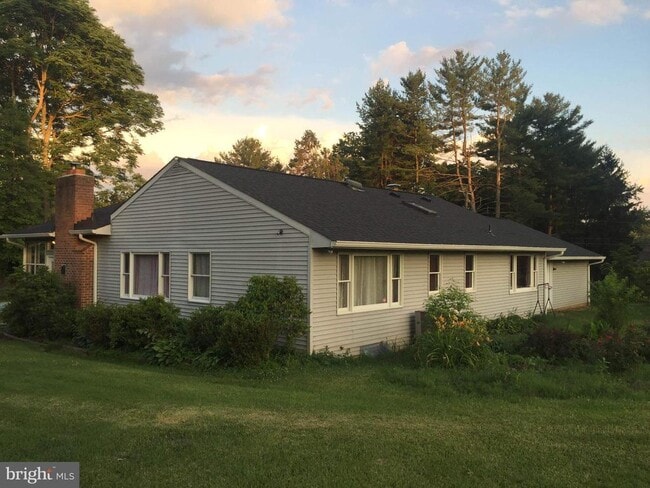 Building Photo - 1707 Merrifields Dr
