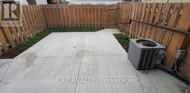 Photo - 44 Berkley Dr