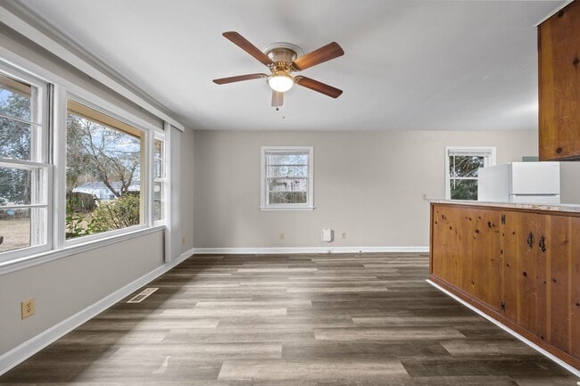 Photo - Welcome to Lakeview Park!