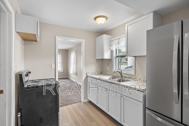 Photo - 4321 East 21st St