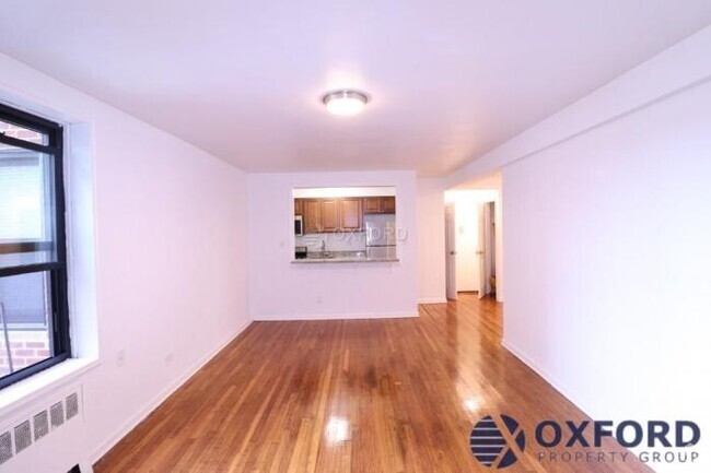 Building Photo - 1 bedroom in Queens NY 11355 Unit 407 Rental