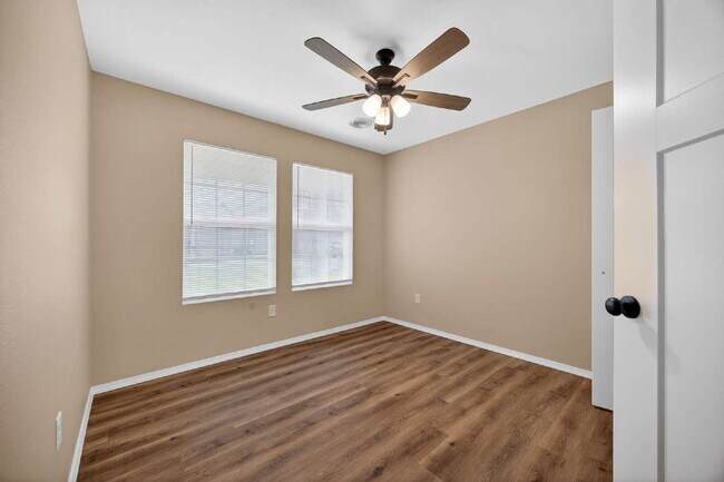 BRAND-NEW 4BR/2BA Duplex/Patio home with Garage - Available Now near Hollister, Schools