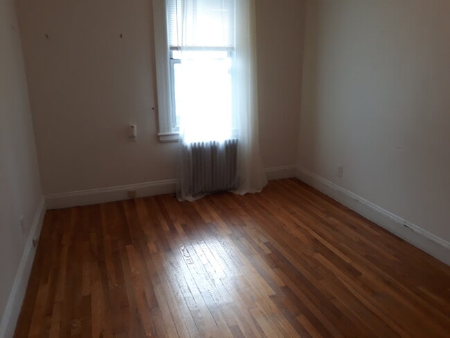 Photo - 53 Crescent Ave