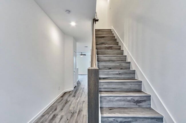 4803 Dig Dug Ln