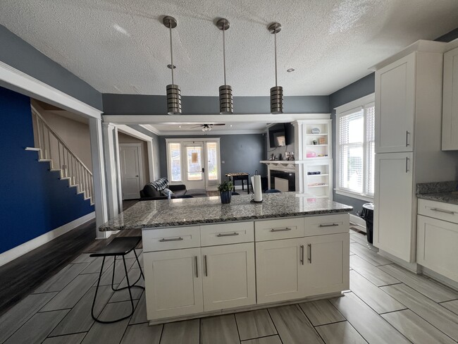 Photo - 1210 Dorothy Pl