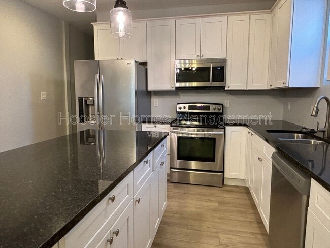 Photo - 1338 Barth Ave