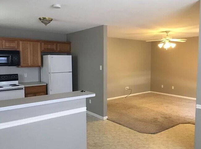 Photo - 1742 Rock Hollow Loop