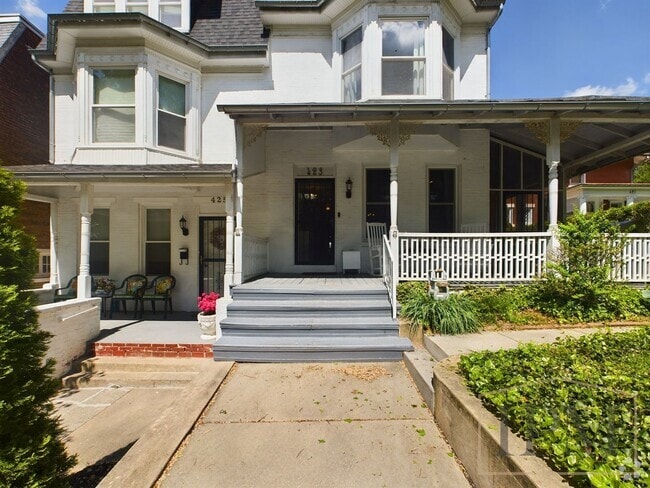 Building Photo - Coming Soon- Spacious 5 Bedroom, 2.5 Bath ... Rental