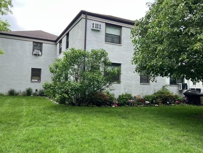 Photo - 68-24 138th St Apartment