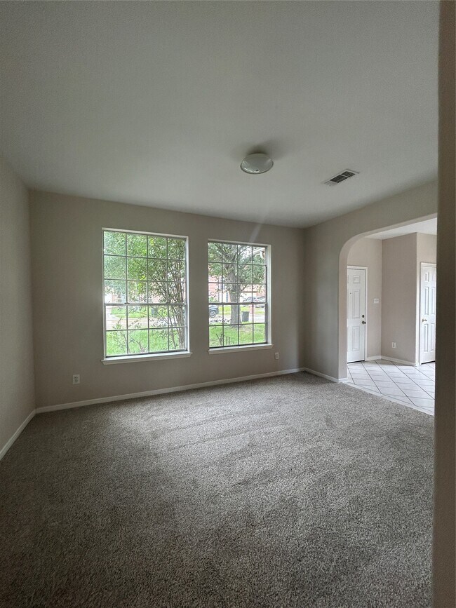 Photo - 2822 Green Lodge Cir