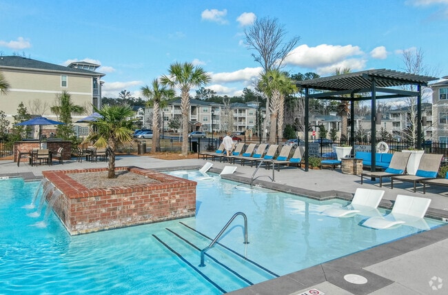 Pool - Ansley Commons Rental