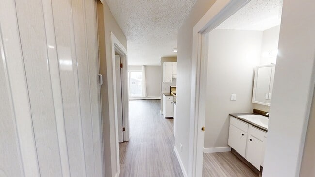 Photo - 10028-10105 105 Ave Unit 18