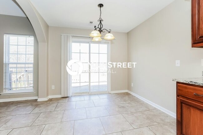 Photo - 3 Bedroom Pet-Friendly Home in Spring Hill, TN with Main Street Renewal