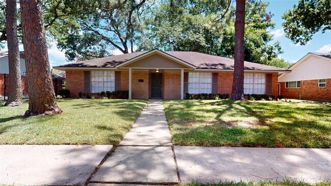 Photo - 5243 Indigo St Casa
