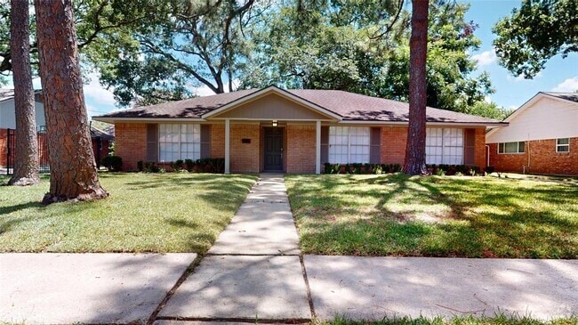 Building Photo - 5243 Indigo St Rental