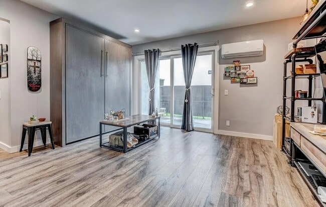 Photo - 8027 Caminito de Pizza Unidad F