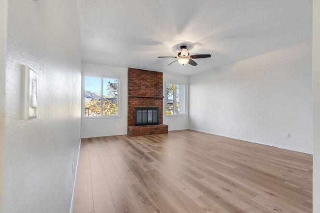 Photo - Beautiful 3 Bed, 2 Bath Rental Home in Bea...