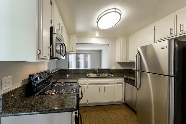 Photo - Vista Terrace Apartments