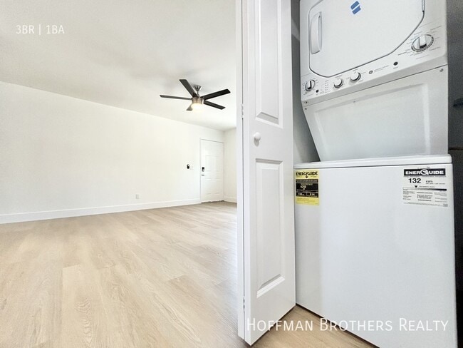 Photo - 327 S Ave 59 Unit 3