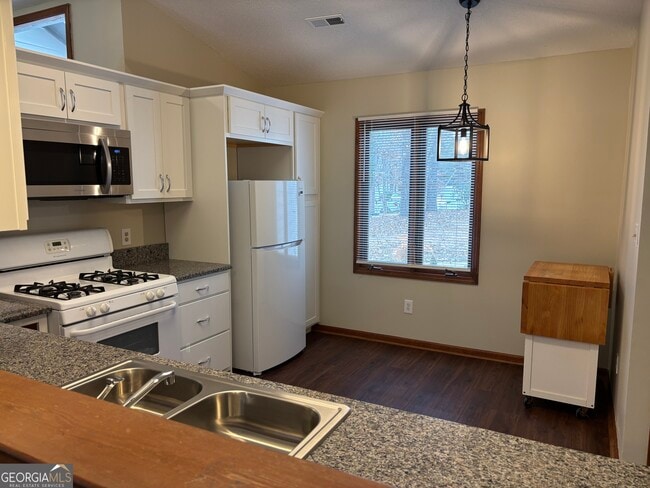 Photo - 332 Brooke Wood Dr