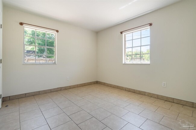 Photo - 7145 Pearson Rd