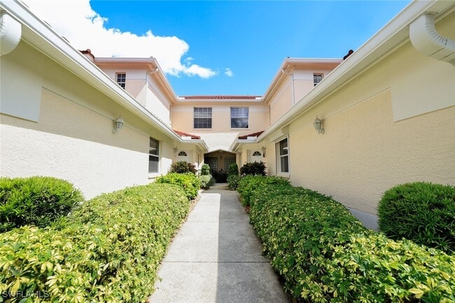 Building Photo - 630 Lalique Cir Unit 506
