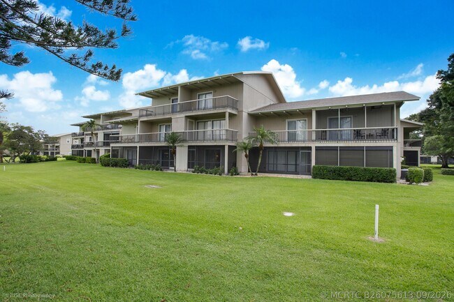 Photo - 18440 SE Wood Haven Ln Unit C