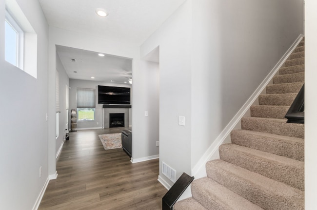 Photo - 3298 Shoal Way