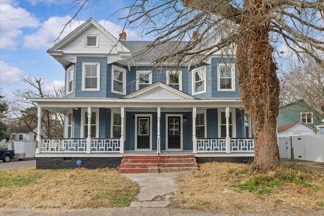 Building Photo - 258 Douglas Ave Unit 256