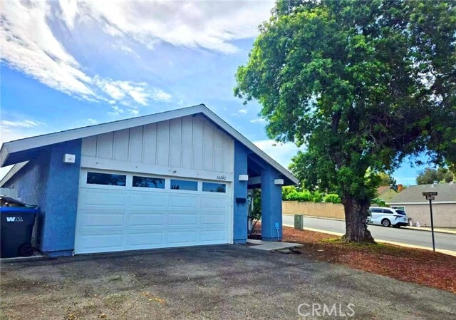 Building Photo - 14842 Waverly Ln