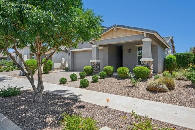 Photo - Beautiful newer-build home located in the highly desirable East Mesa area in Eastmark. - 55+ Comm...