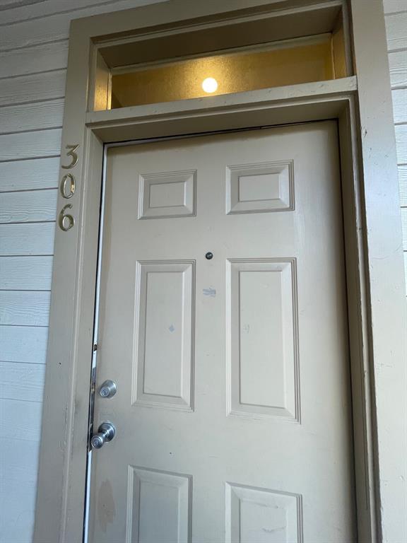 Photo - 715 W 22 1/2 St Unidad 306