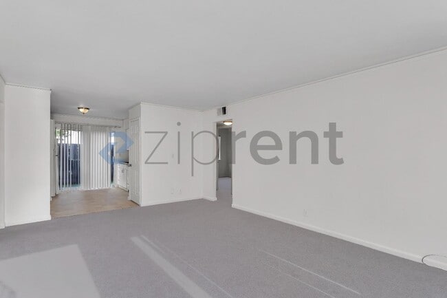 Photo - 417 Alamo Creek Ct