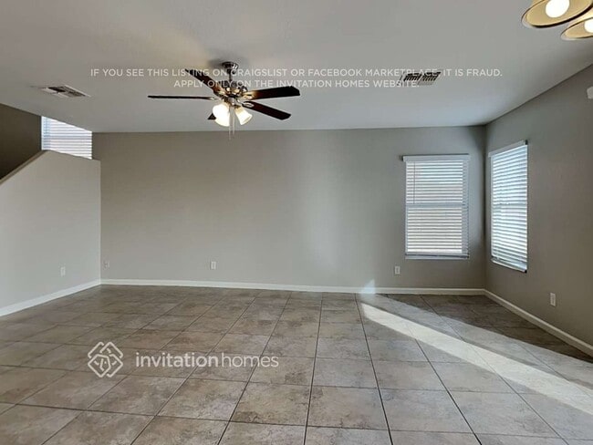 Photo - 917 S 224th Ln