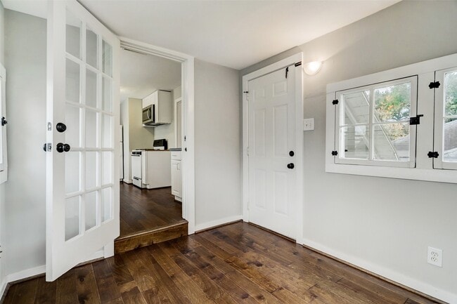 Photo - 1119 Jerome St