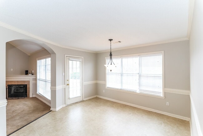 Photo - 661 Shelley Renee Ln