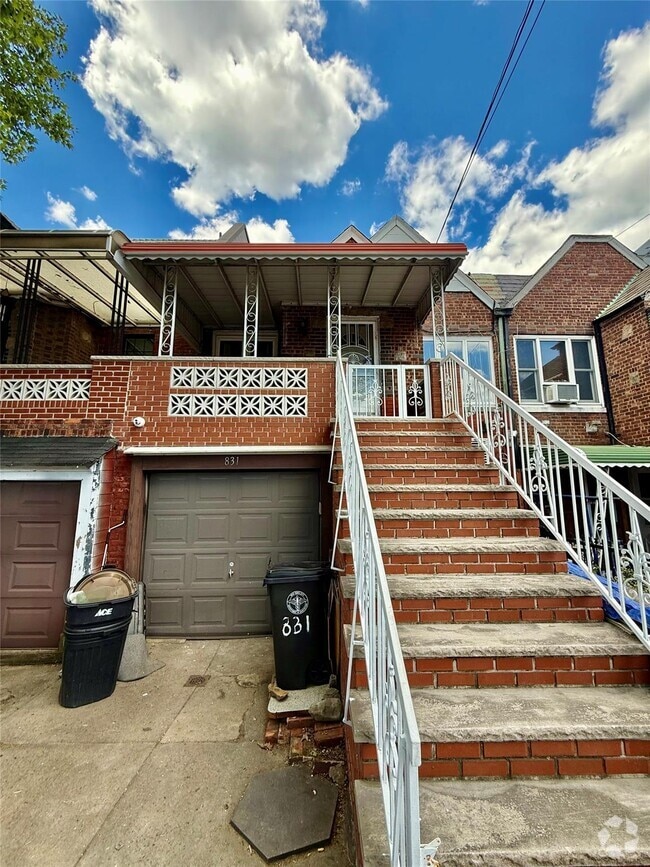 Building Photo - 831 Avenue Z Rental