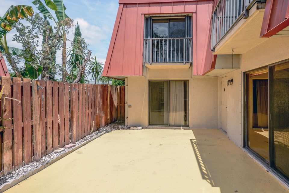 Photo - 3157 Gardens East Dr