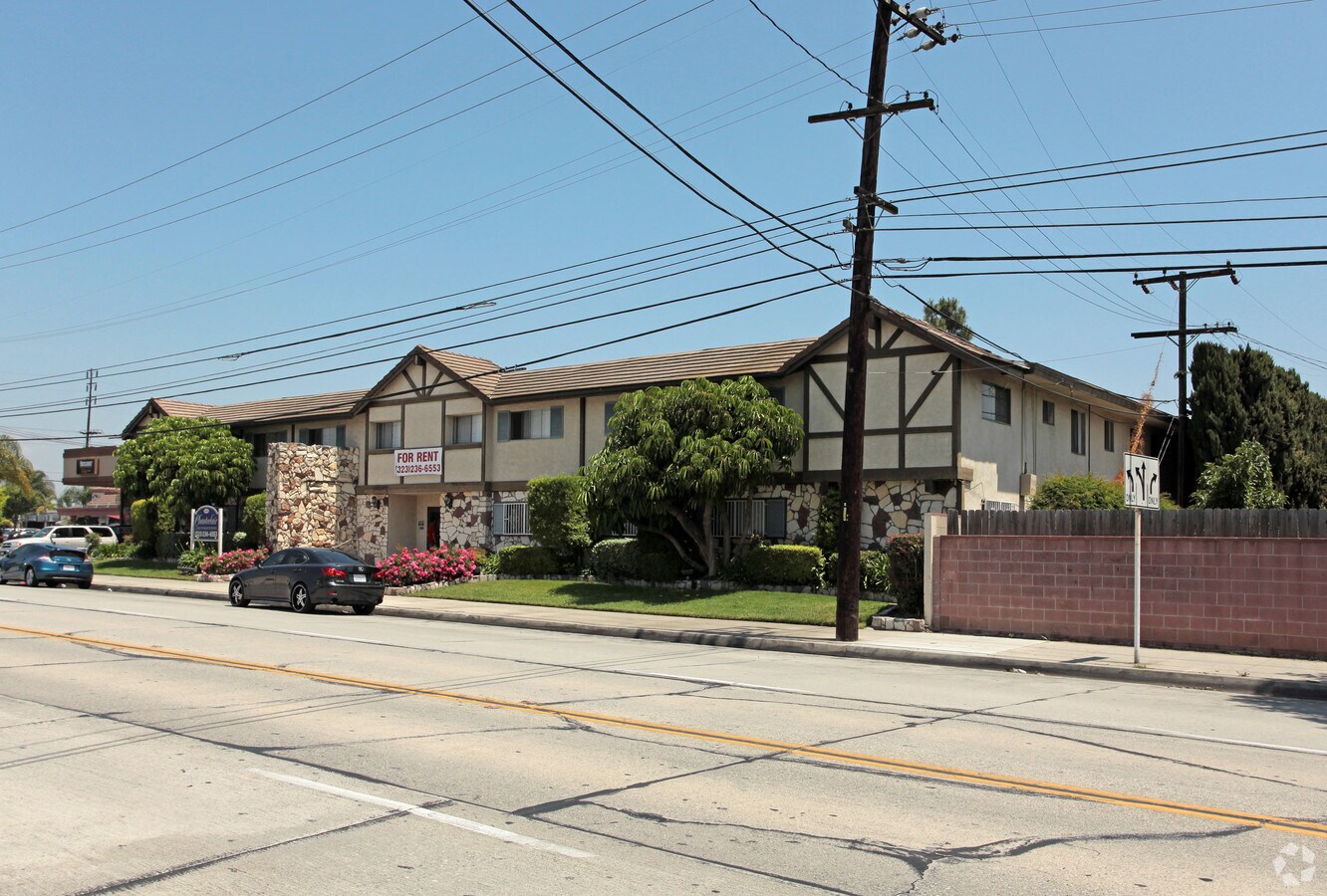 Chanteclair Apartaments - Chanteclair Apartments