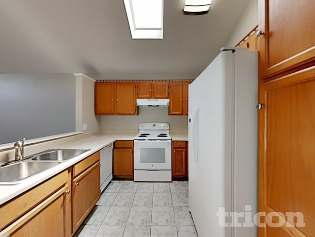 Photo - 1253 Ashworth Dr